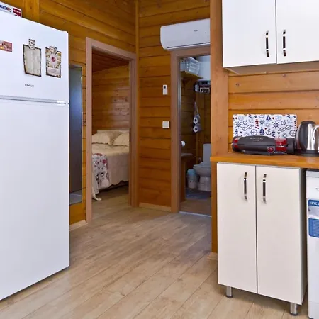 Refreshing Tiny House With Shared Pool And Balcony In Bodrum * 바이즈