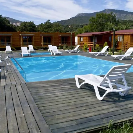 Refreshing Tiny House With Shared Pool And Balcony In Bodrum 펜션 *